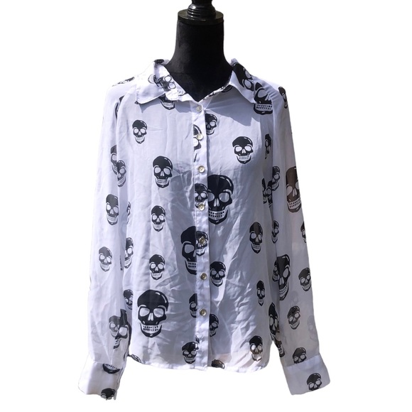Dots White Button Down with Black Skulls size Large - Picture 3 of 10